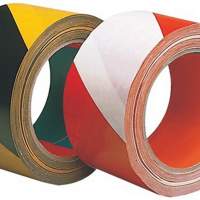 Warning strips, length 66m, width 60mm, black/yellow, pointing to the right, 5 pcs.